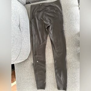 BNWT Lululemon black 28” (6) Speed Up Tight